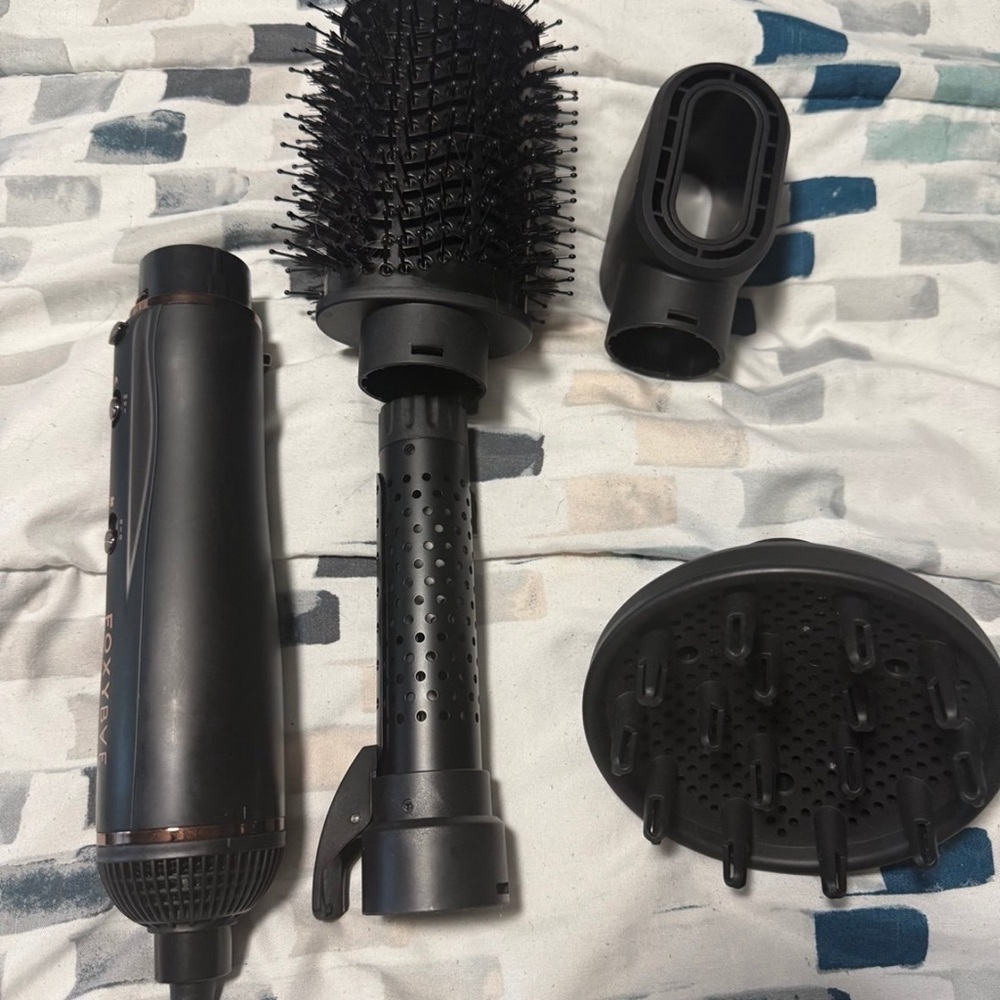 Black 4-piece Hair Styling Tool Set